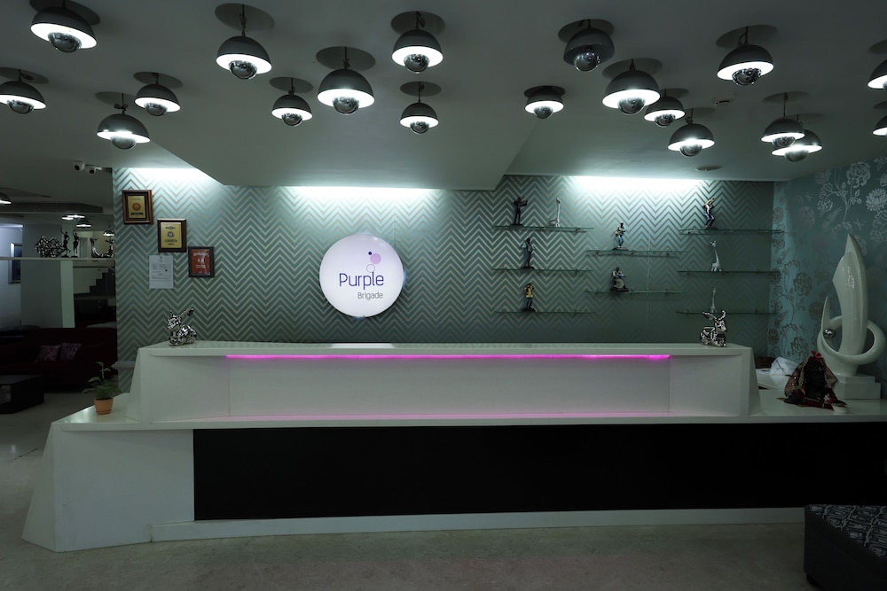 Mango Hotels - Purple Brigade 8/50