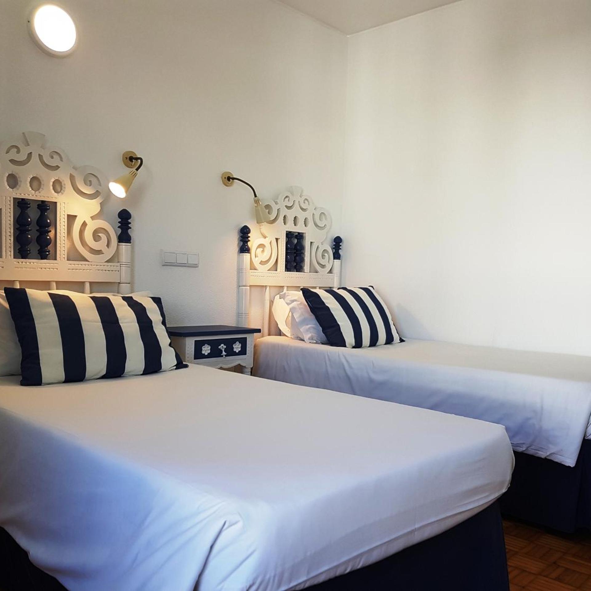2 BEDROOMS, APARTMENT