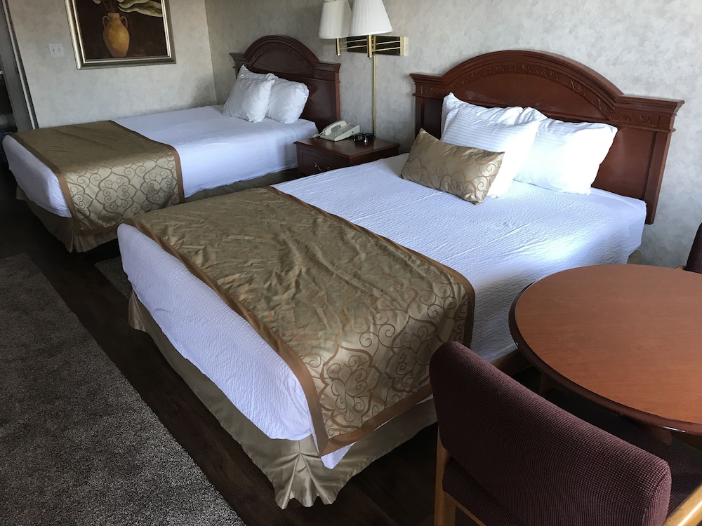 St George Inn Suites 21/67
