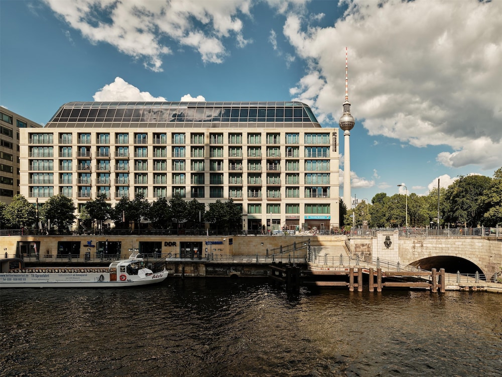 Radisson Collection Hotel, Berlin 65/68