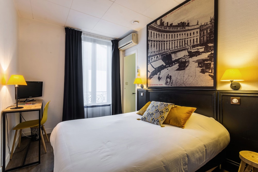 HOTEL DE FRANCE 19/55