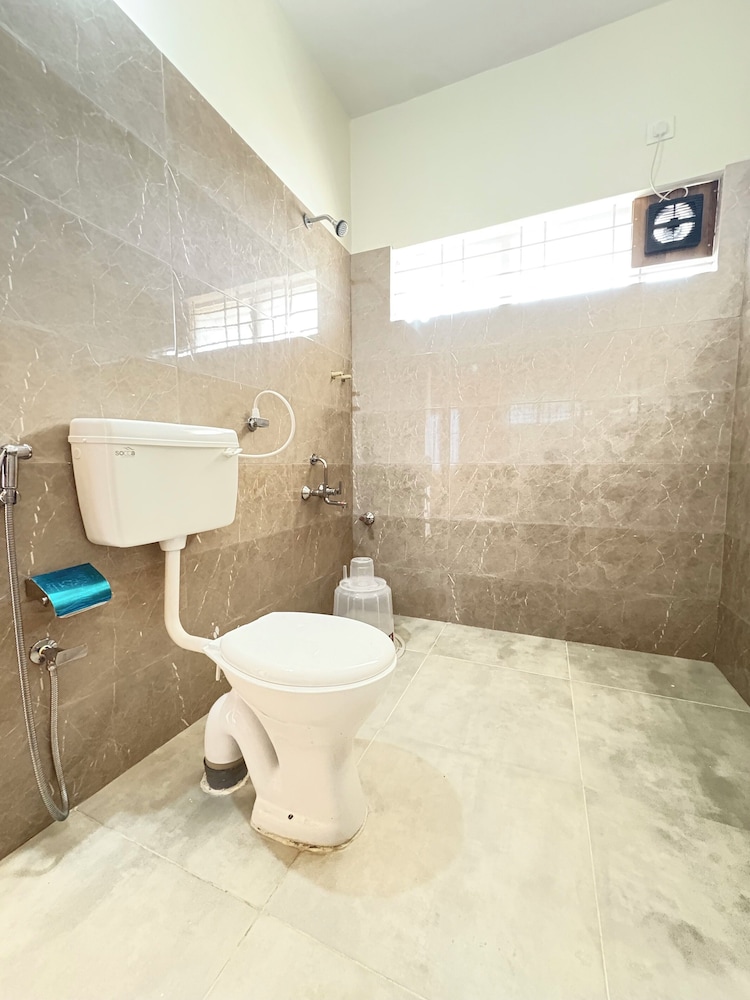 Sai Grand Villas and Hotel 46/50