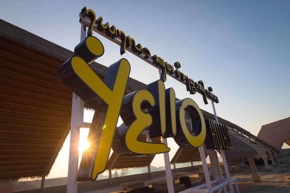 Yello Kuta Beachwalk Bali 44/50