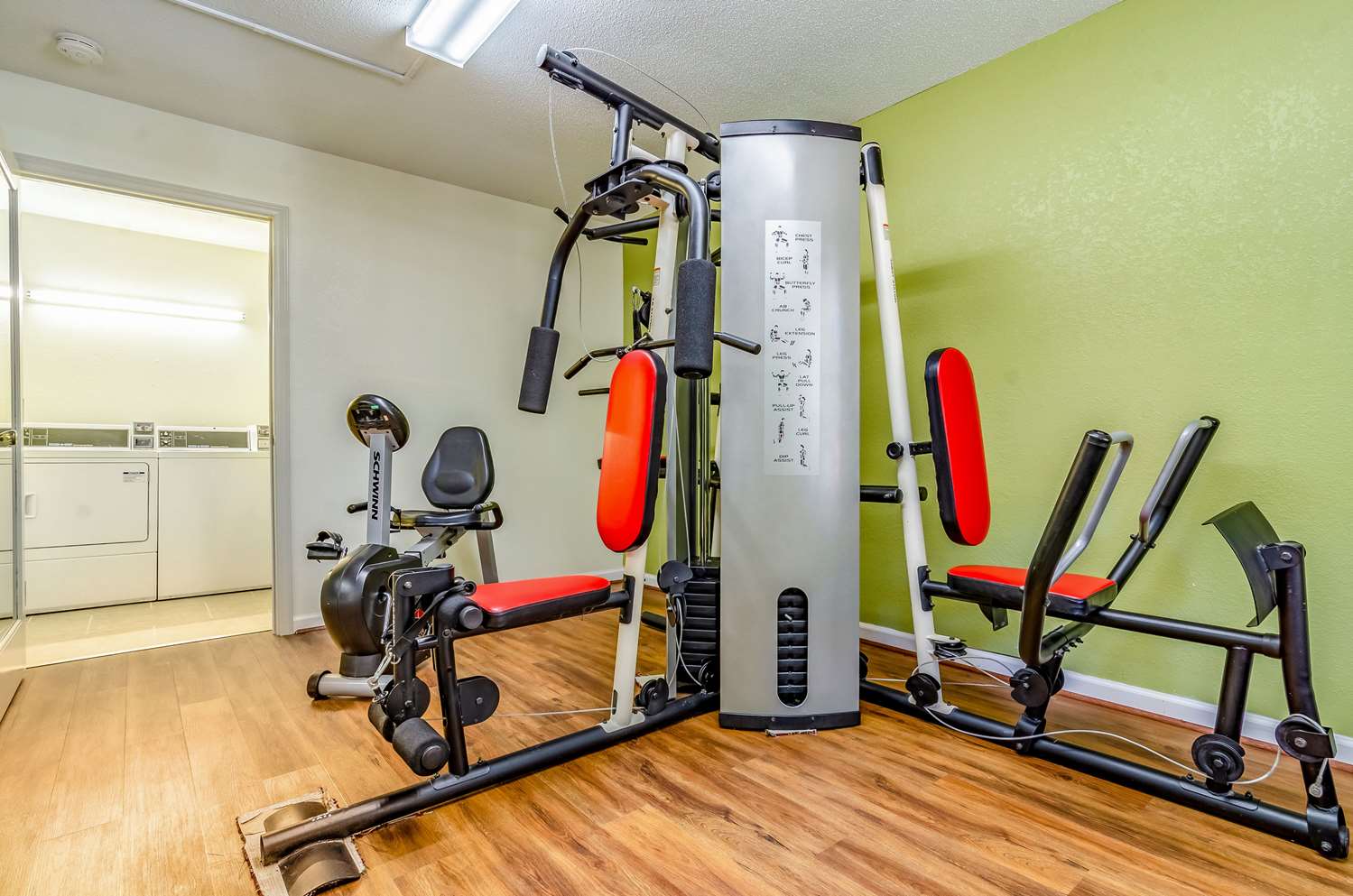 Quality Inn & Suites Creedmor - Butner 20/39