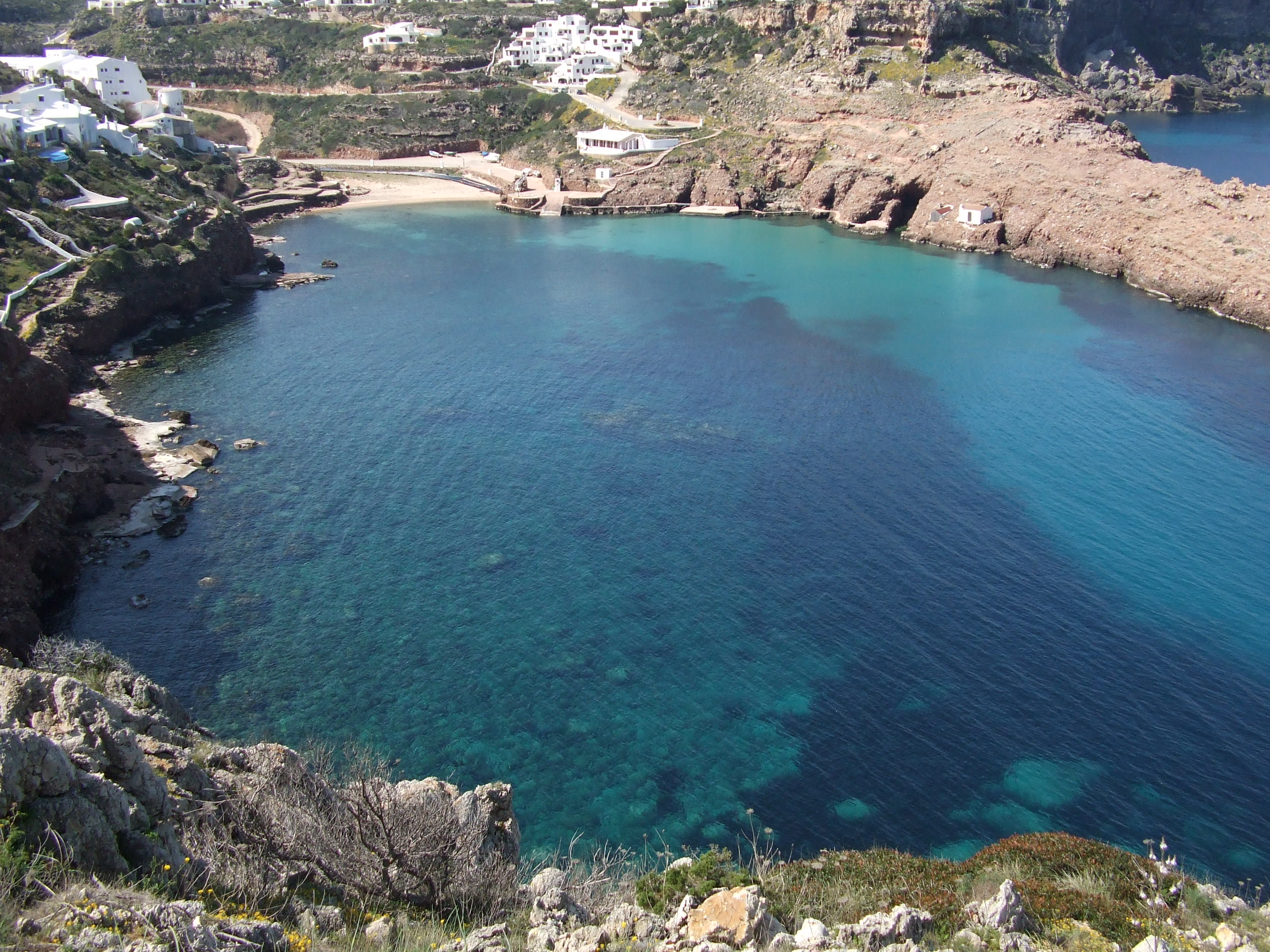 APARTAMENTOS ES BRUCS CALA MORELL 25/41