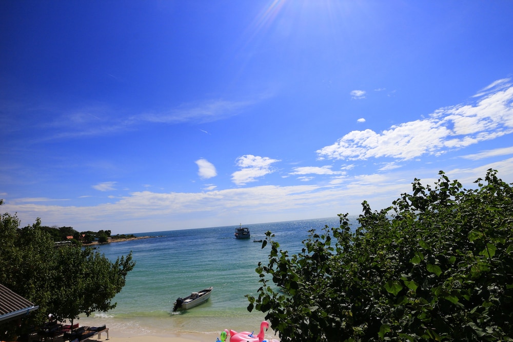 Lalune Beach Resort 29/36