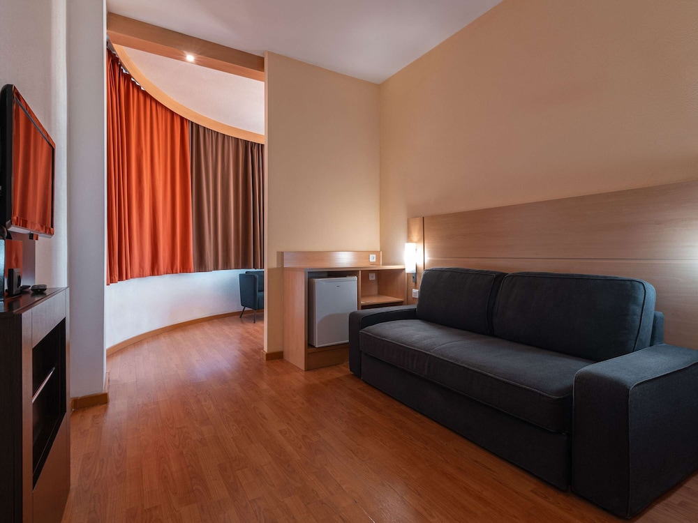 Ibis Astana Hotel 37/57