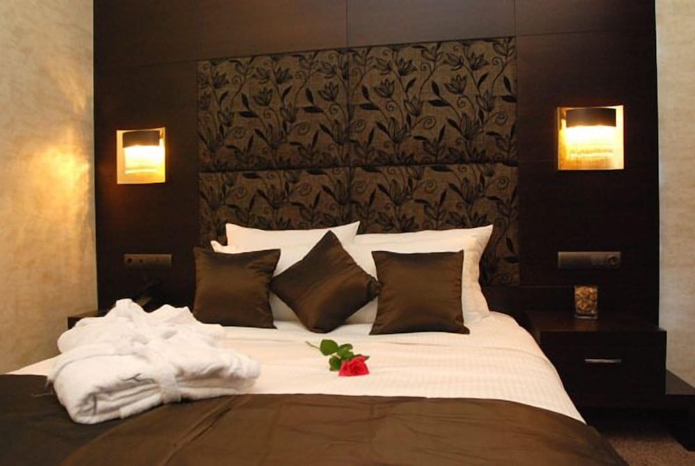 Aion Luxury Hotel 19/50