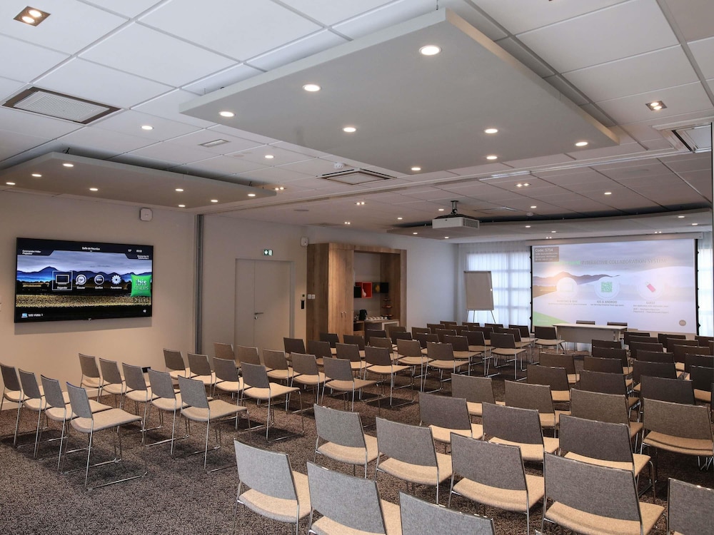 ibis Styles Clermont Ferrand Republique 36/48