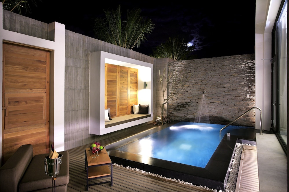 H Villa 3/67