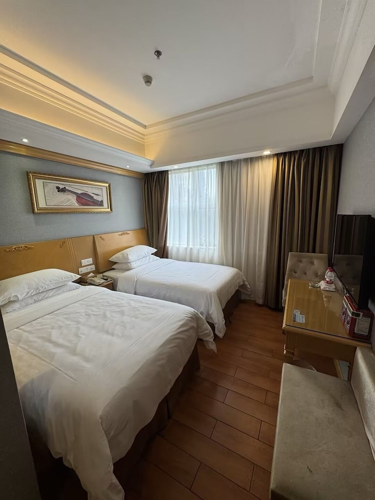Vienna 3 Best Hotel (Guangzhou Convention & Exhibition Center Chigang Road) 24/55