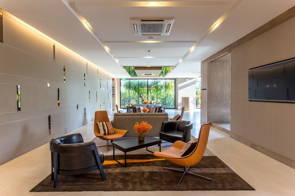 HYDE PARK CHIANGMAI 53/72