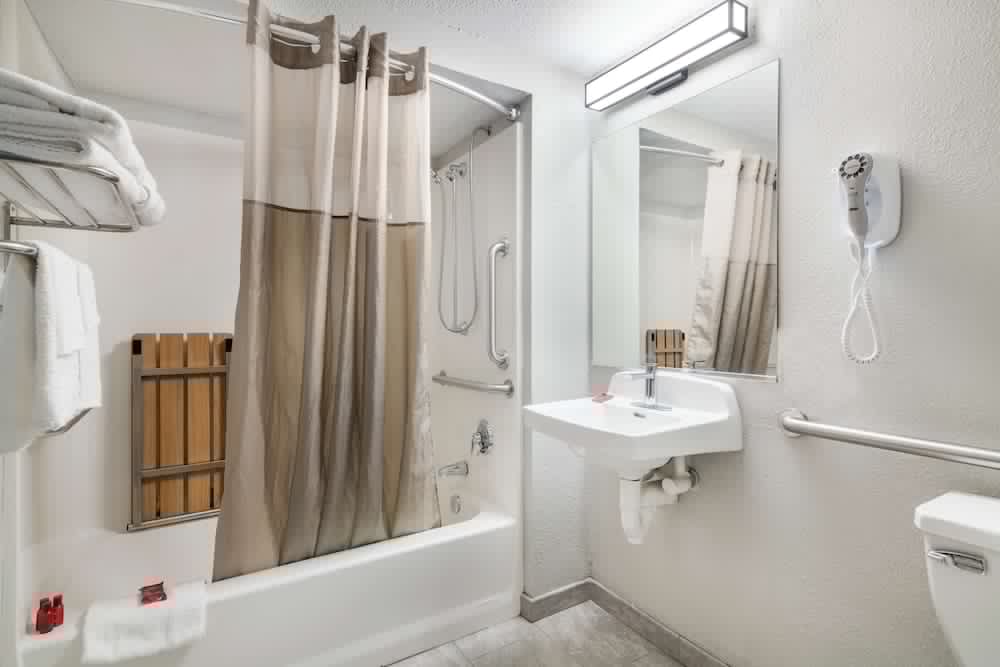 SureStay Hotel by Best Western Lewiston 13/33