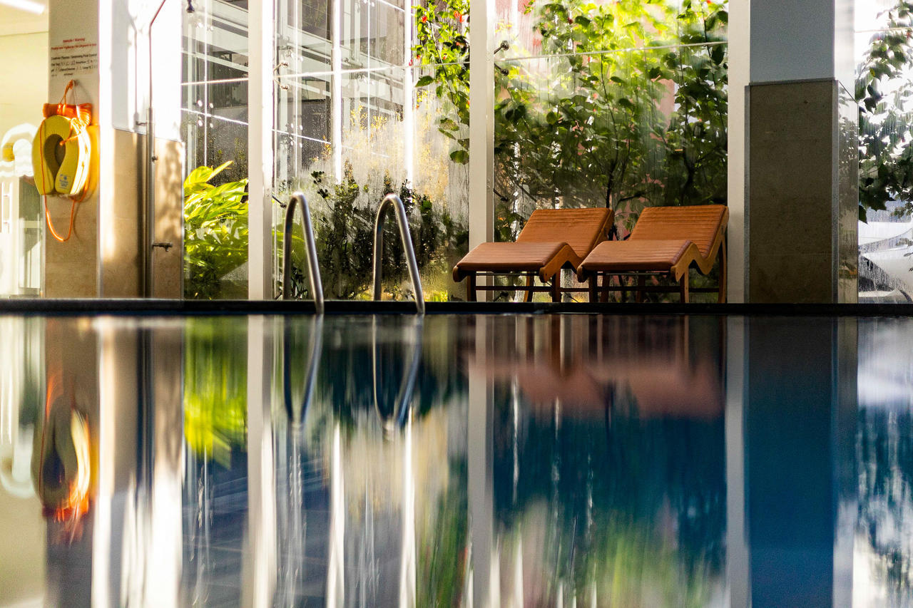 Antillia Hotel 118/127