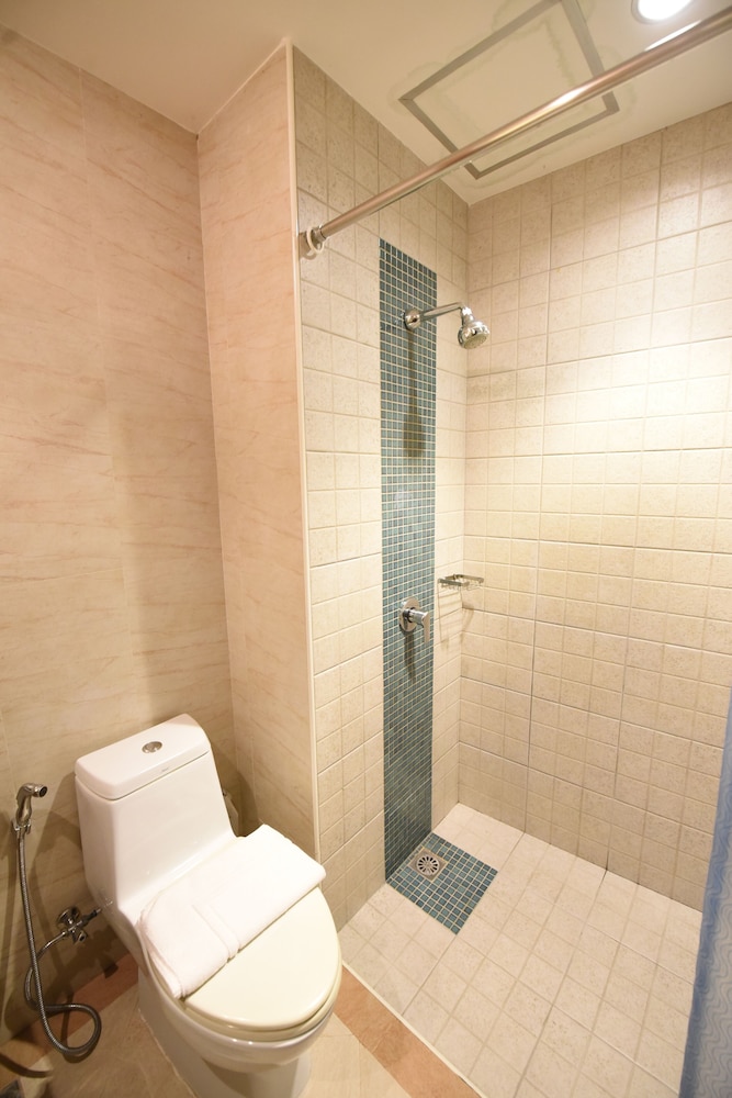 Fresh Inn Hotel 23/64