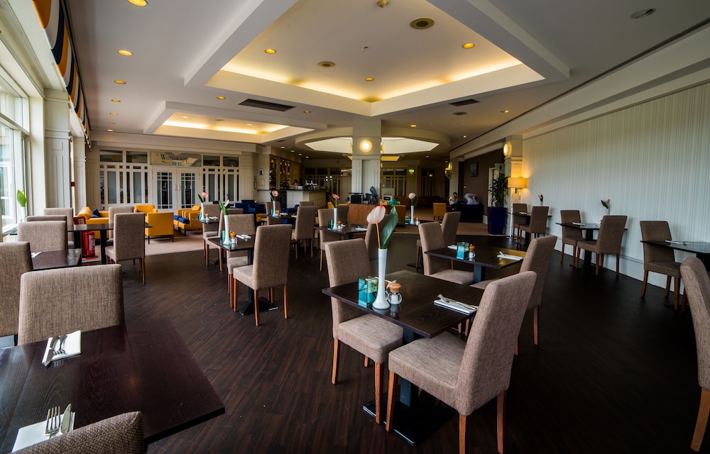 The Golden Jubilee Hotel 36/50