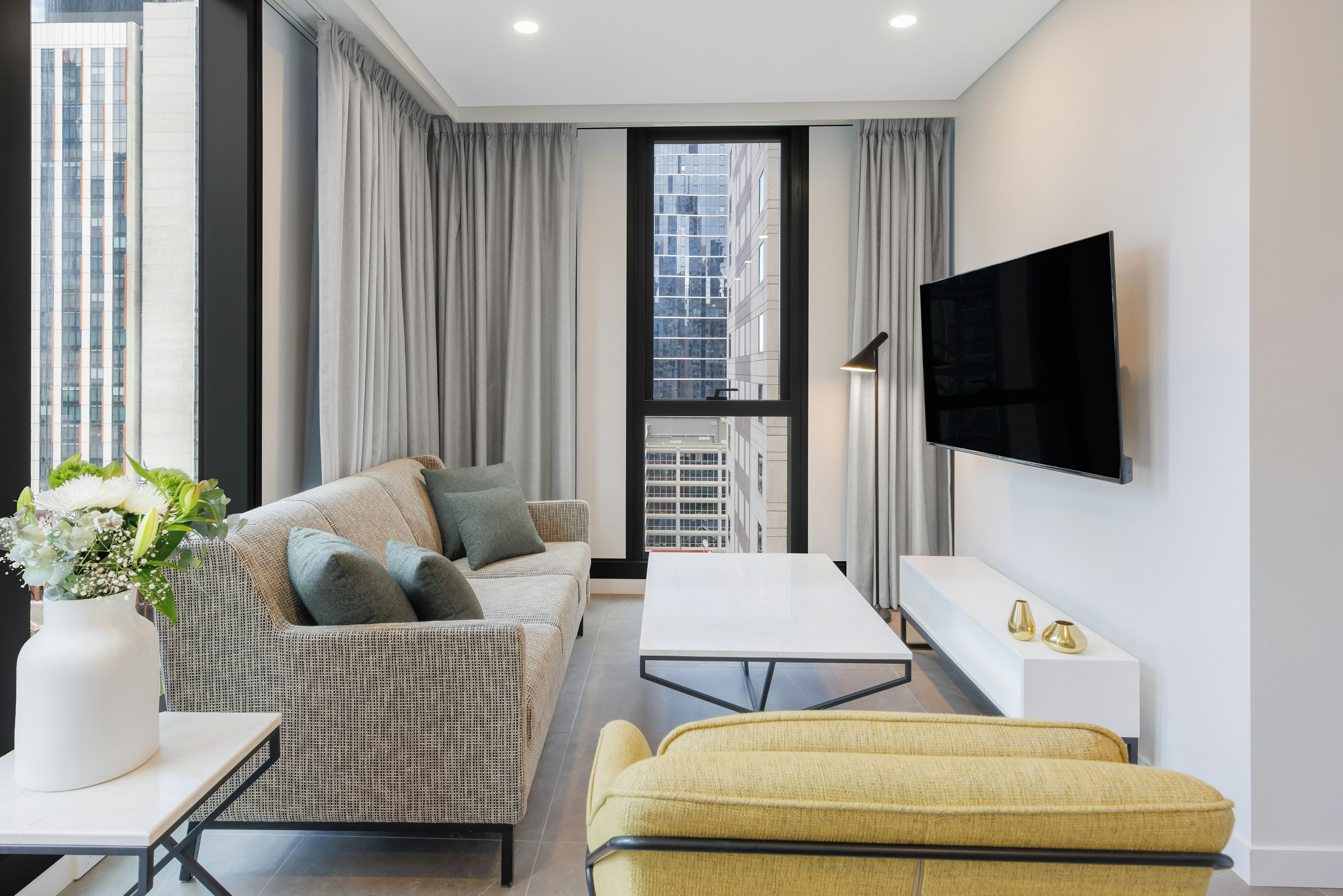 Meriton Suites Melbourne 36/50