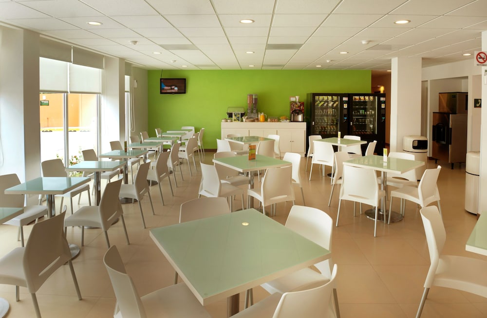 City Express Junior by Marriott Veracruz Aeropuerto 27/37