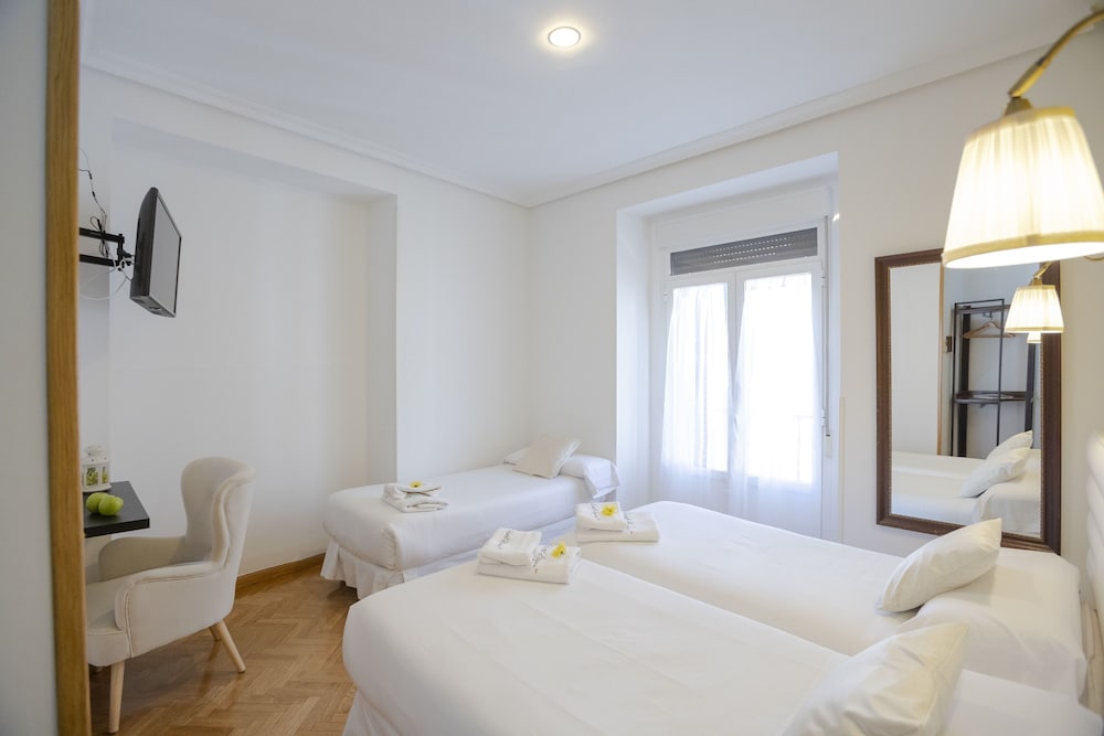 Hostal Hispano 34/67