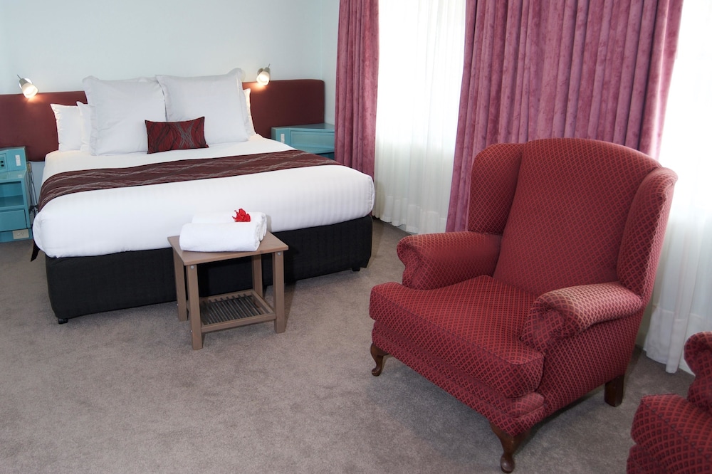 SureStay by Best Western The Clarence on Melville 24/29