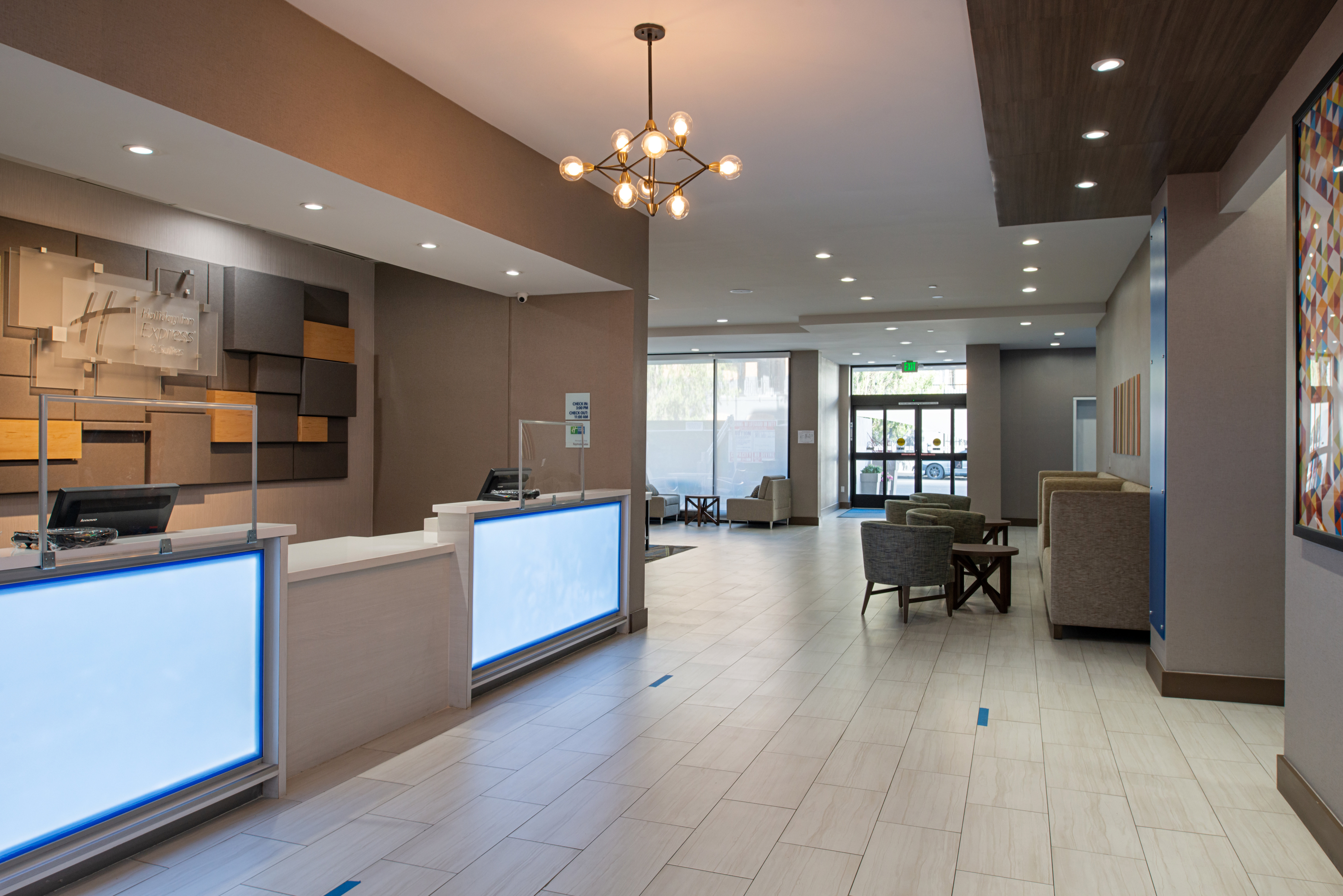 Holiday Inn Express Hotel And Suites Los Angeles Downtown West 4/55