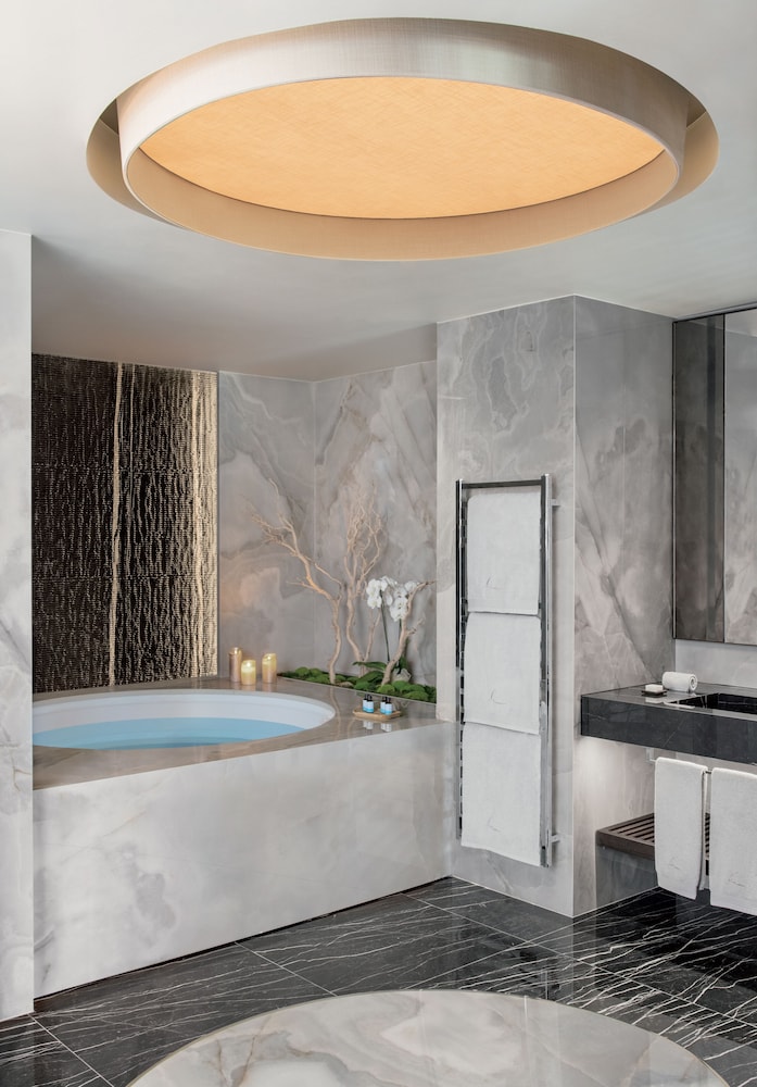 Lefay Resort and SPA Dolomiti 44/46