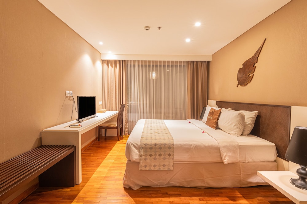 The Sterling Hotel & Villa's 22/57