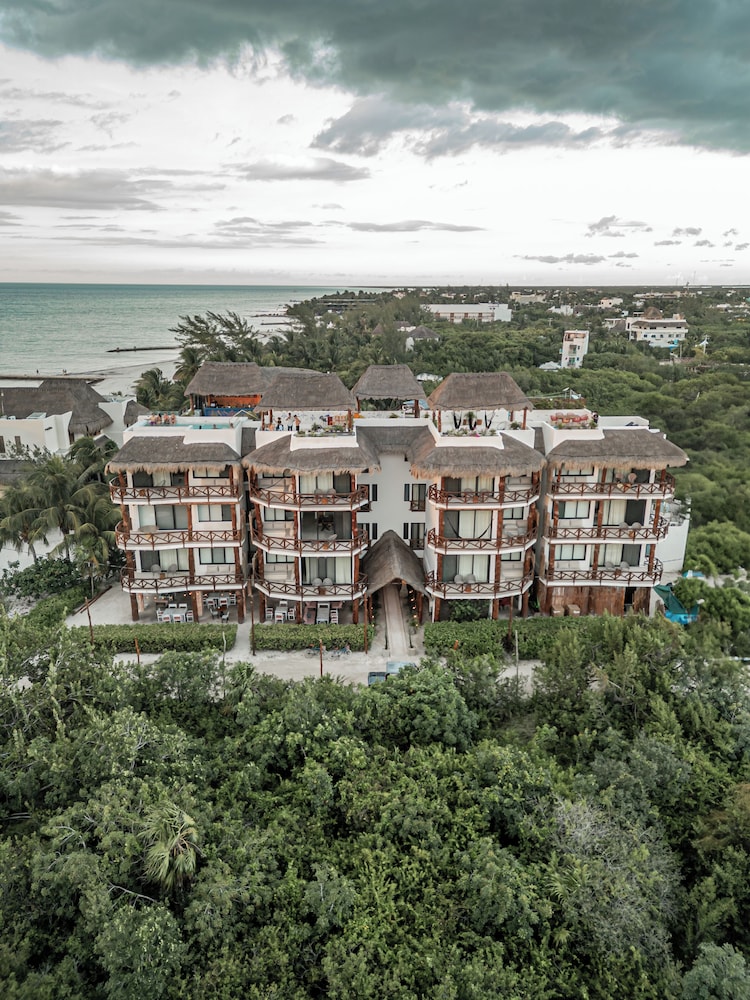 Casa Astral Holbox Boutique and Apartments 8/65