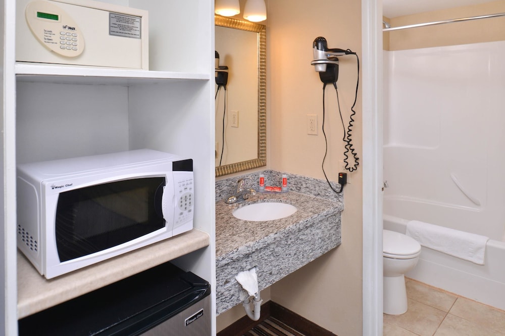 Econo Lodge Kennewick Tri-Cities 15/27