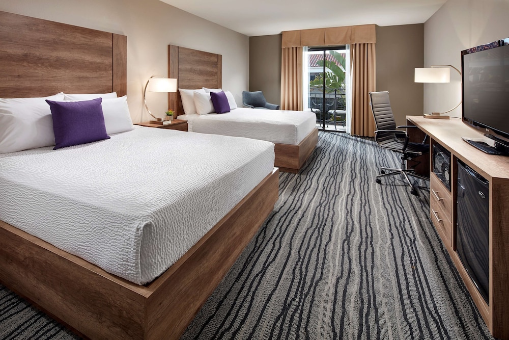 Best Western Posada Royale Hotel & Suites 14/50