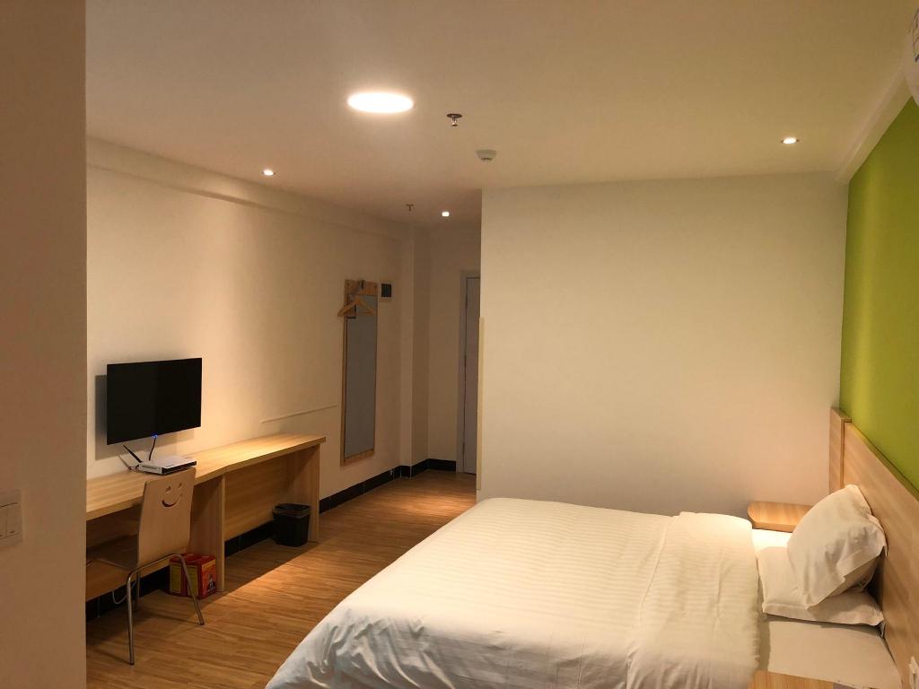 7 Days Inn (Zhuhai Haiquanwan Pingsha) 30/55