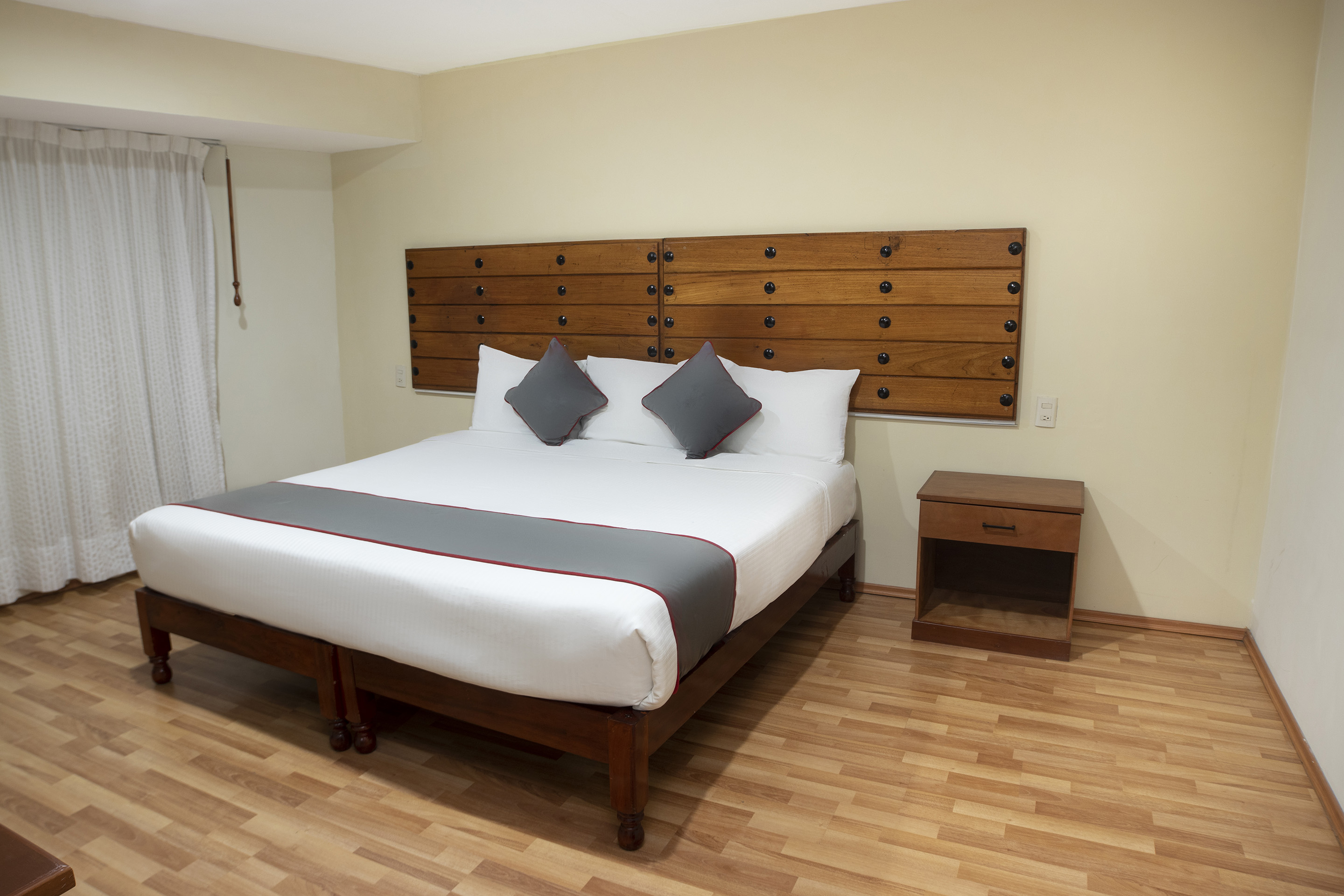 DELUXE, DOUBLE BED, OCEAN VIEW