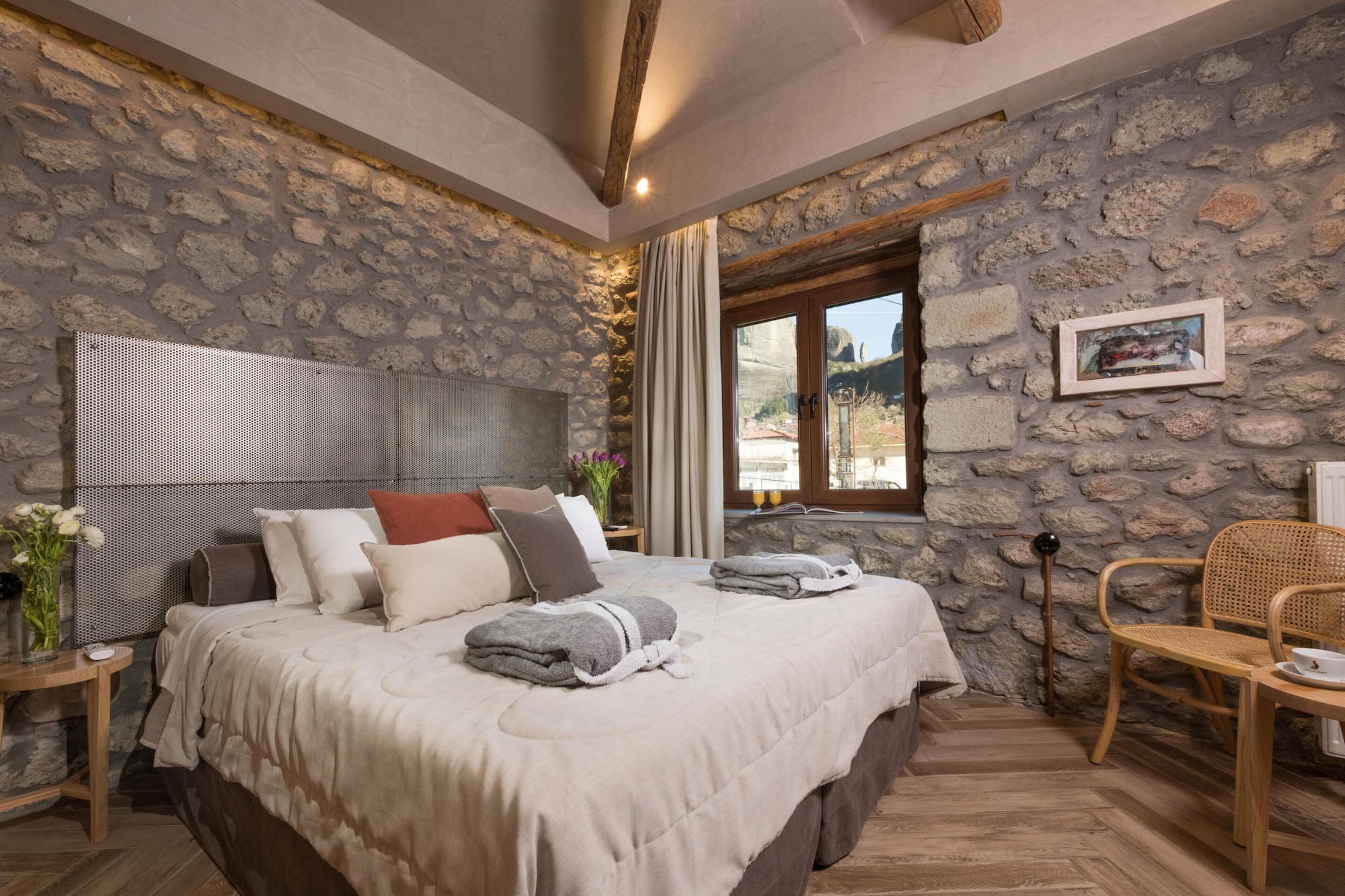 Suite, Queen Bed, Sauna, Tsikeli Boutique Hotel Meteora 2/9