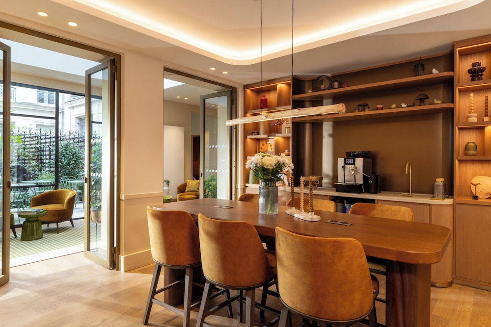 Hotel Le Cardinal 36/48