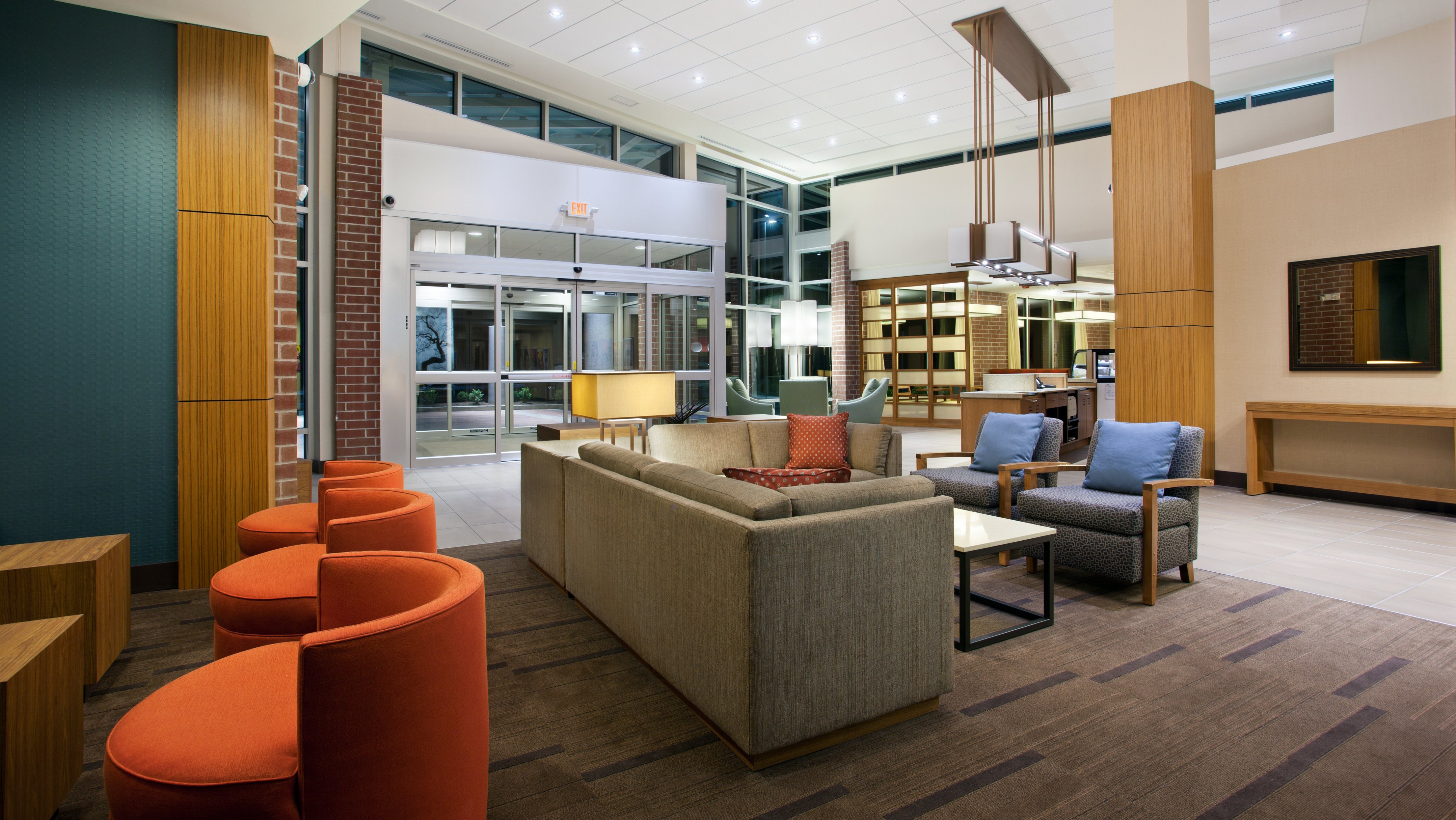 Hyatt Place at The Hollywood Casino Pittsburgh South 37/60