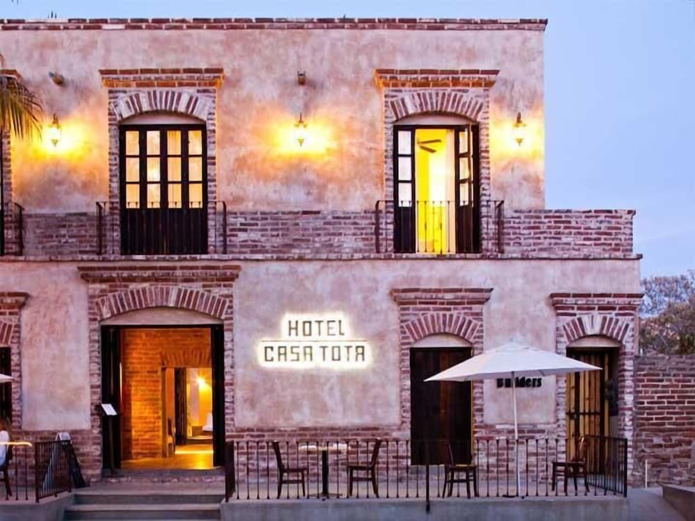 Hotel Casa Tota 1/23