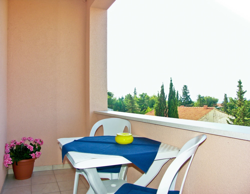 Villa Midea 30/50