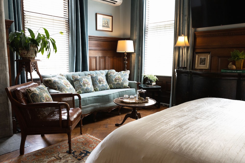 Forsyth Park Inn 26/50
