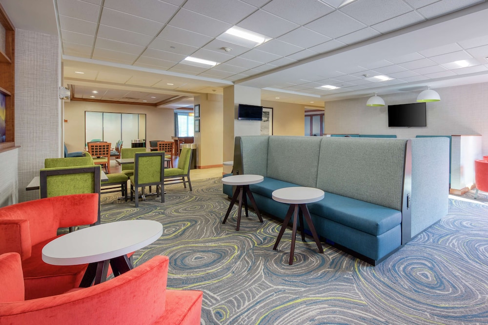 Hampton Inn Wilmington - University Area/Smith Creek Station 43/72
