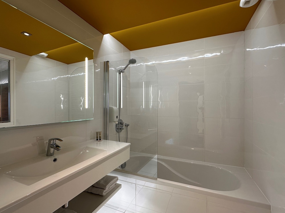 Brit Hotel Saint Brieuc Plerin 44/46