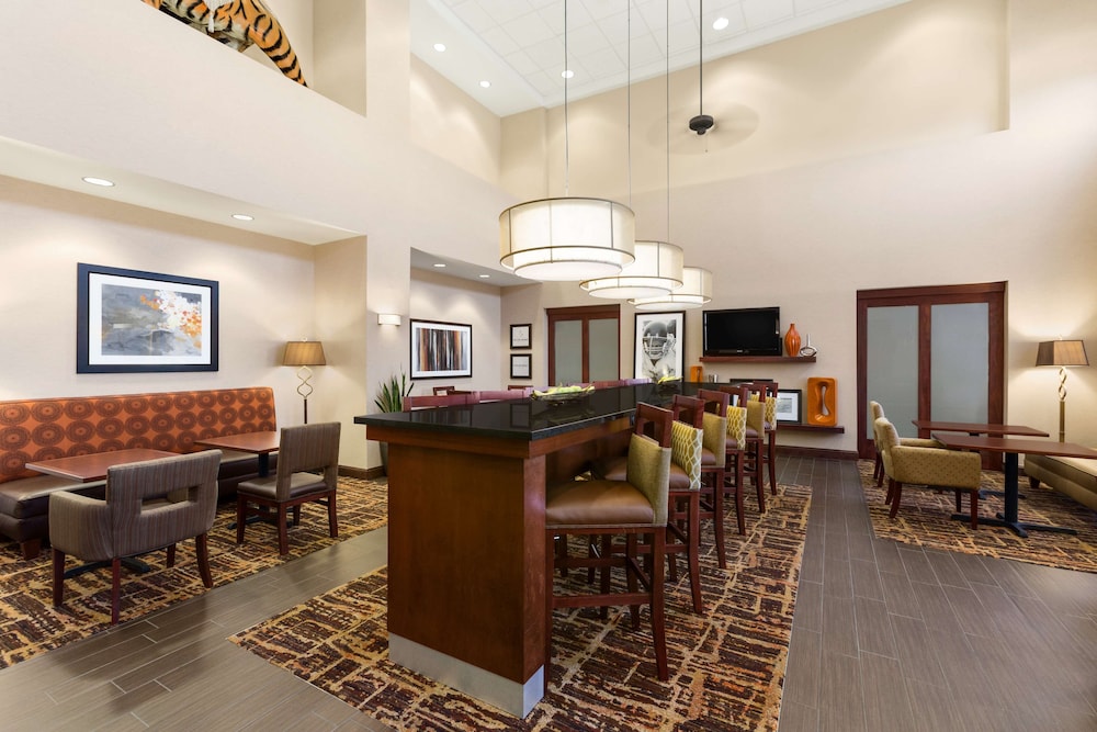 Hampton Inn And Suites Opelika I 85 Auburn Area 36/43