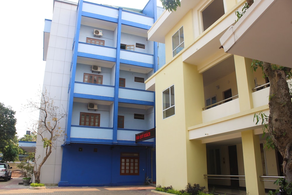 Hoa Bình Hotel 1/39