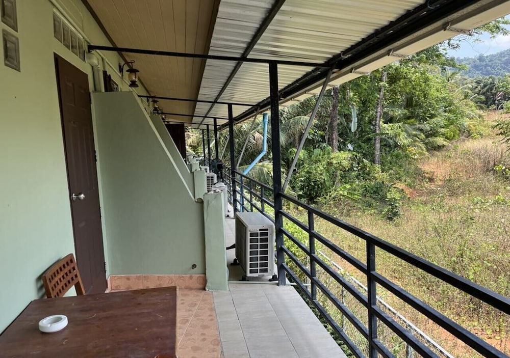 Srichada Hotel Khaolak 41/73