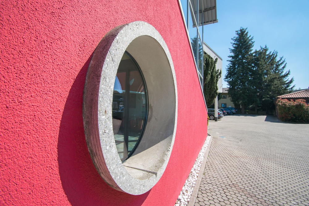 Hotel Braun 3/64