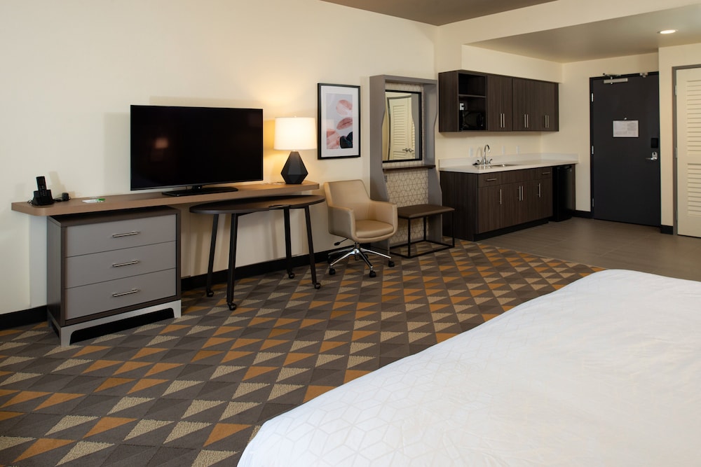 Holiday Inn Suites Idaho Falls 65/75