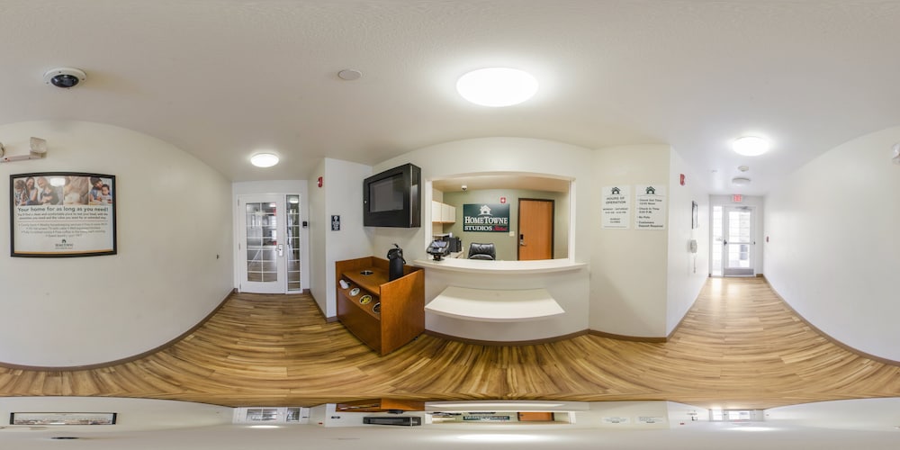HomeTowne Studios by Red Roof Columbus 34/47