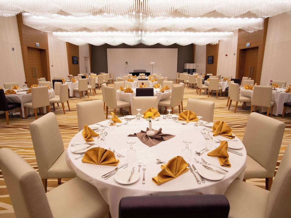نوفوتيل جازان(Novotel Jazan Hotel) 54/76