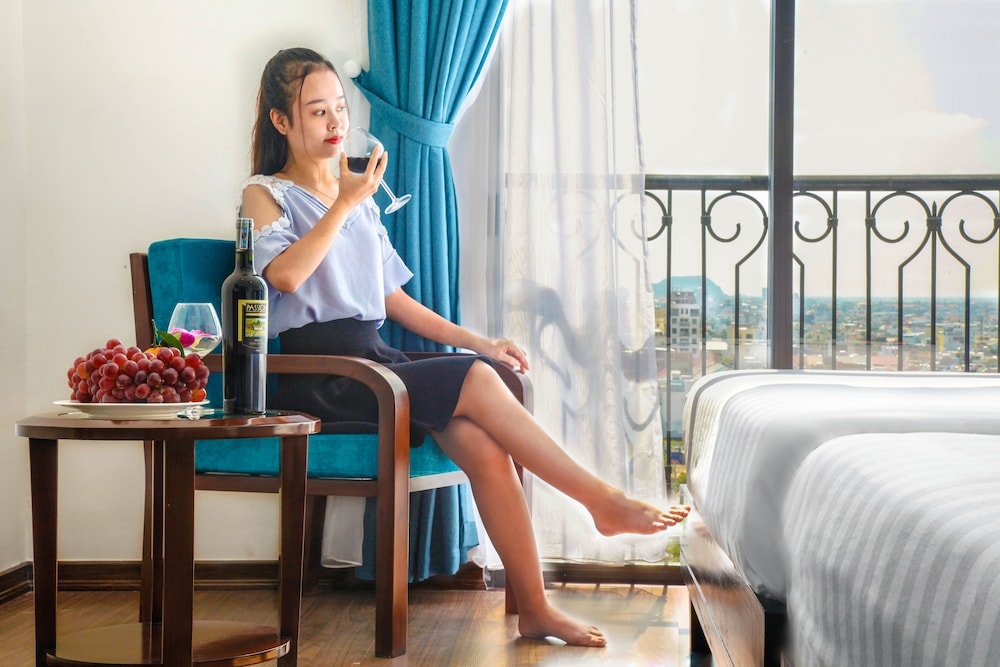 Ritzy Boutique Hotel Da Nang 52/77