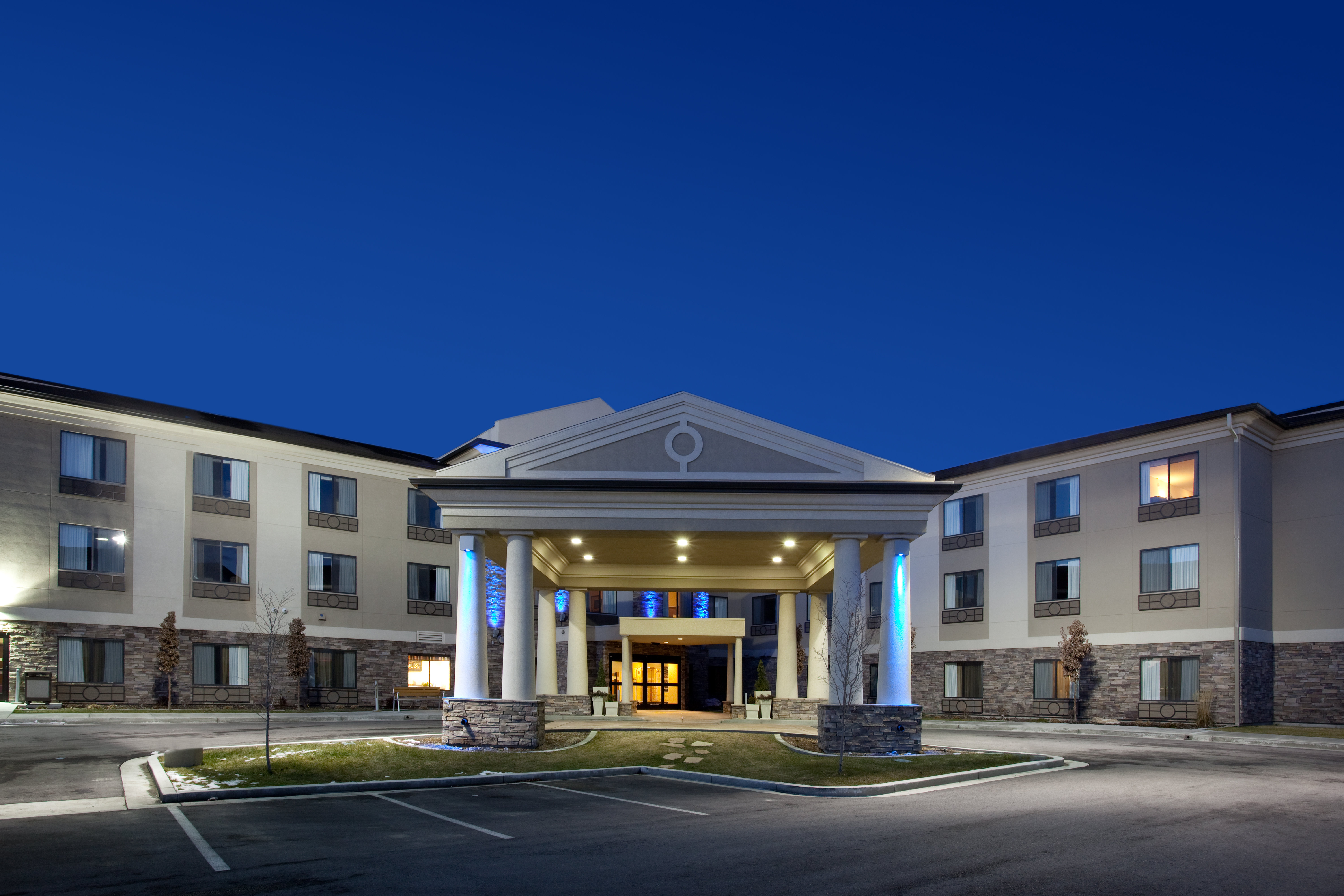 Holiday Inn Express Hotel Suites Salt Lake City Airport East 3/52
