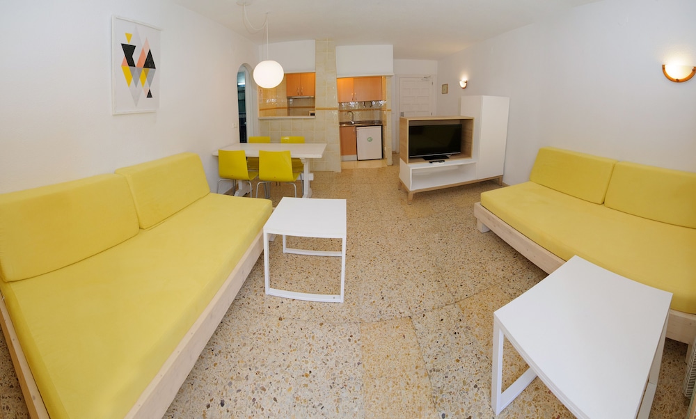 Poniente Playa Apartments 35/53